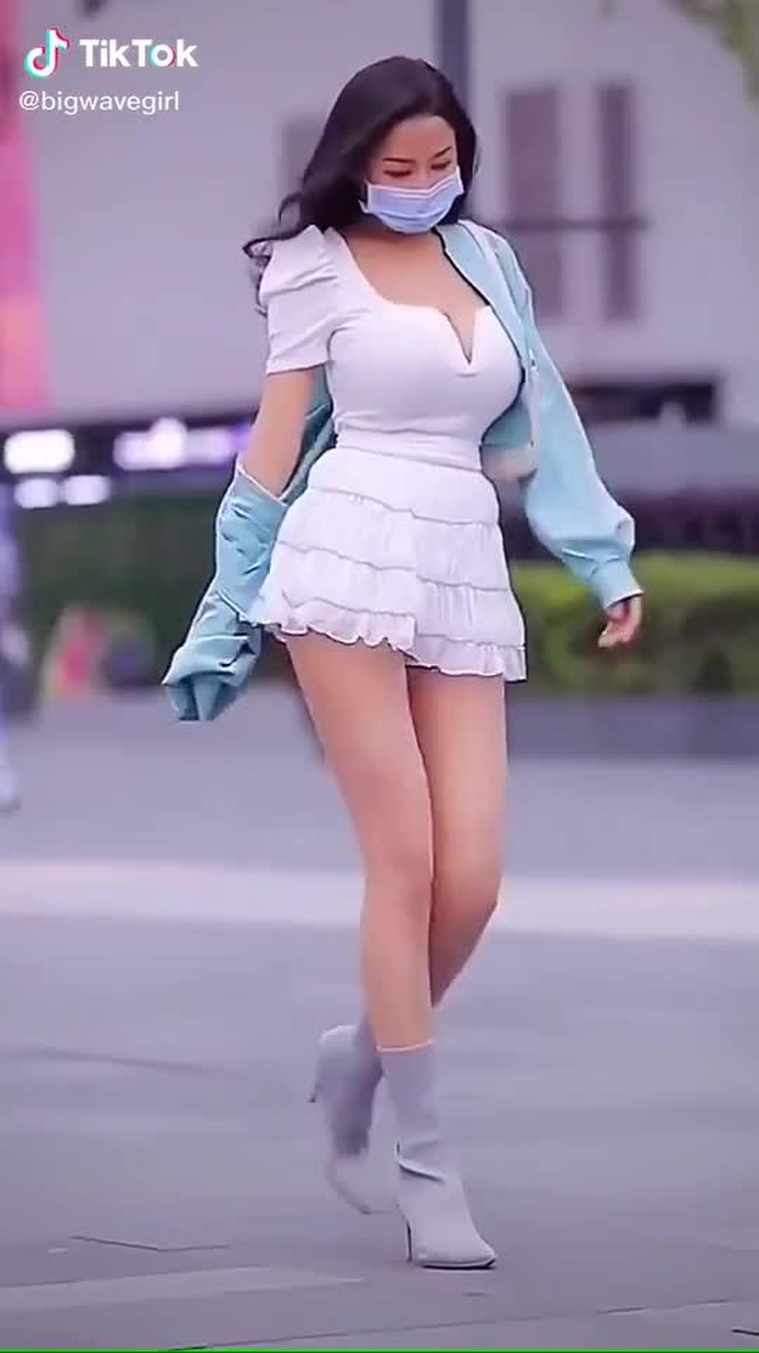 Stunning woman#beautiful #Sexy #fypシ #foryou