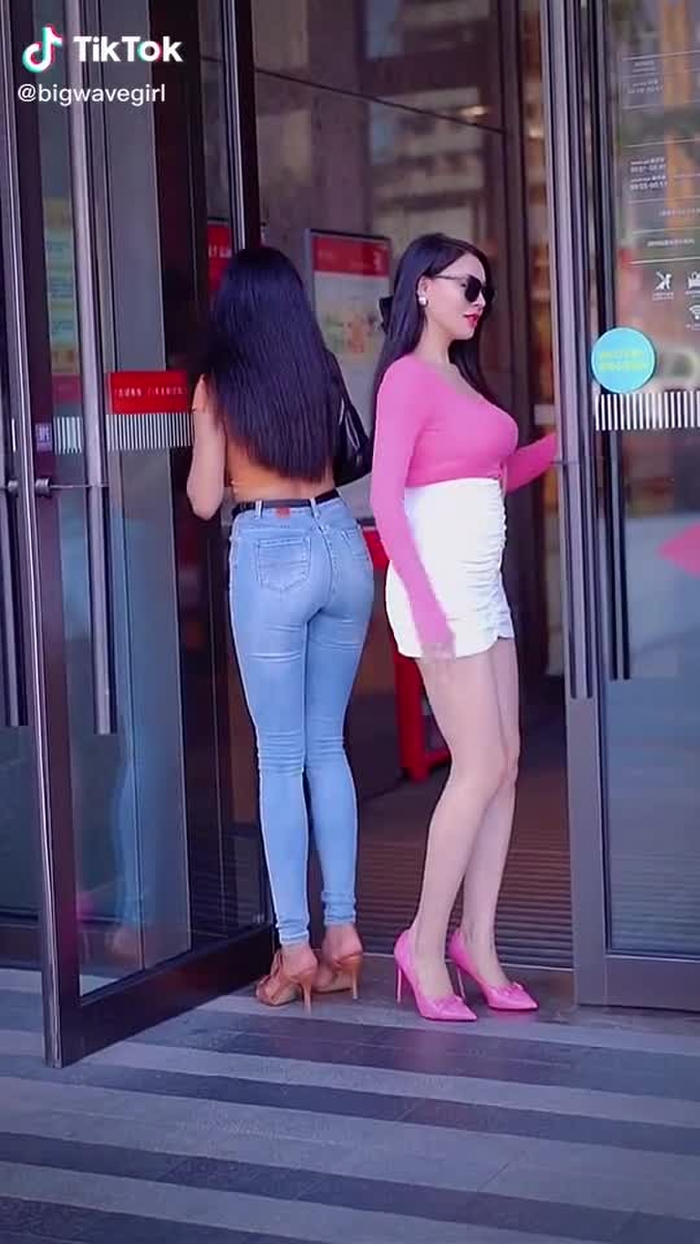 Do you have the urge to take a photo!  I will help you 😍😂#Sexy #foryou