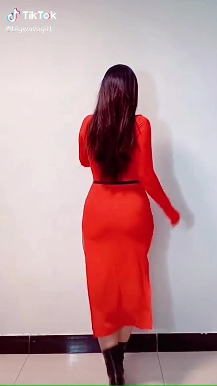 user4912638027723 (@bigwavegirl) on TikTok 30