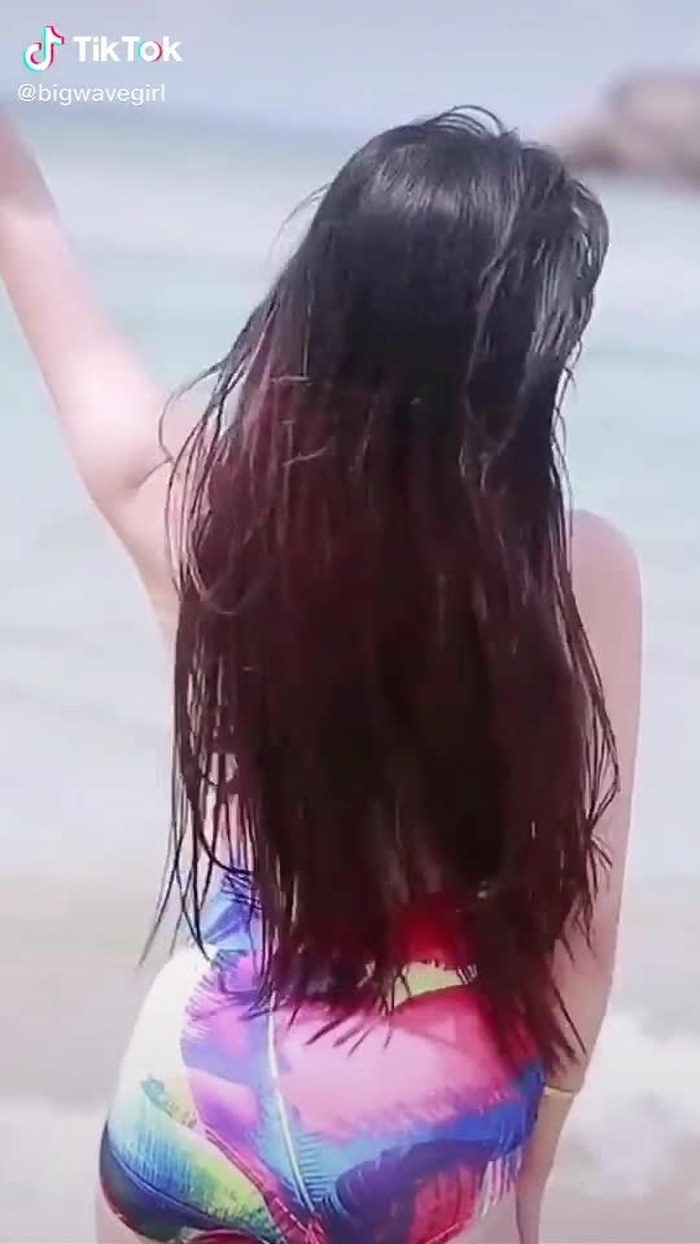 user4912638027723 (@bigwavegirl) on TikTok 40