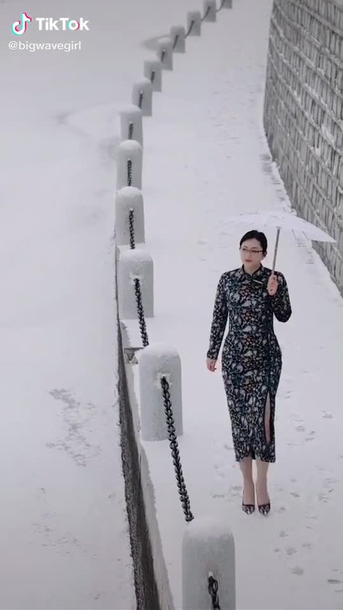 user4912638027723 (@bigwavegirl) on TikTok 60