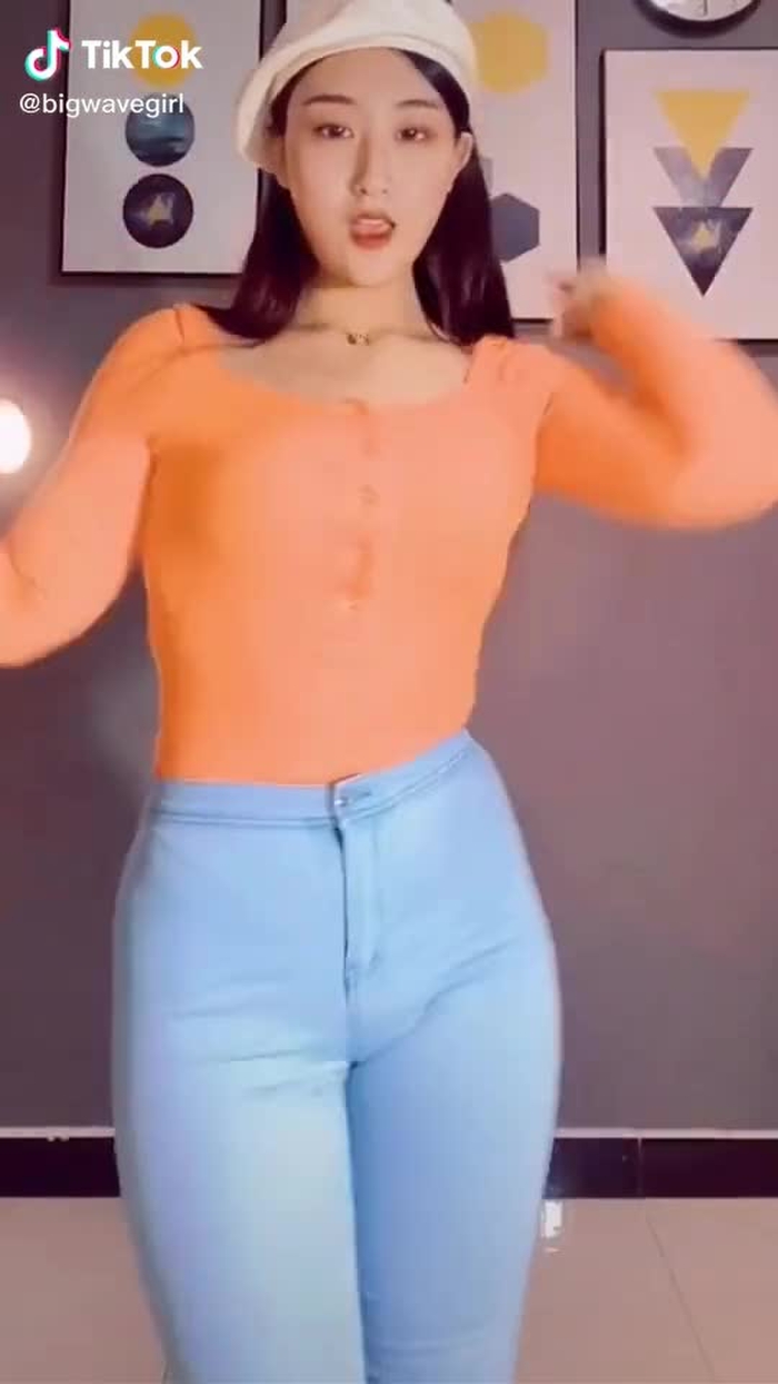 user4912638027723 (@bigwavegirl) on TikTok 61