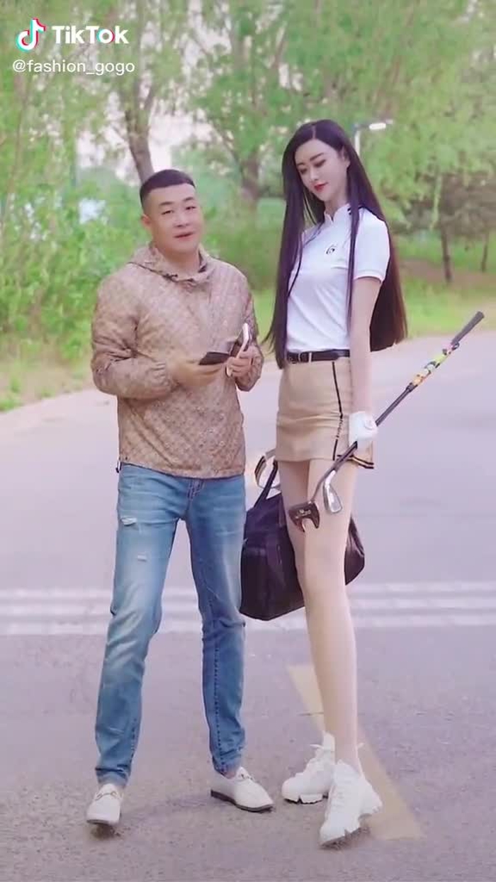 #ButPhaChieuCao #đườngphố #fashion #thờitrang #gáixinh