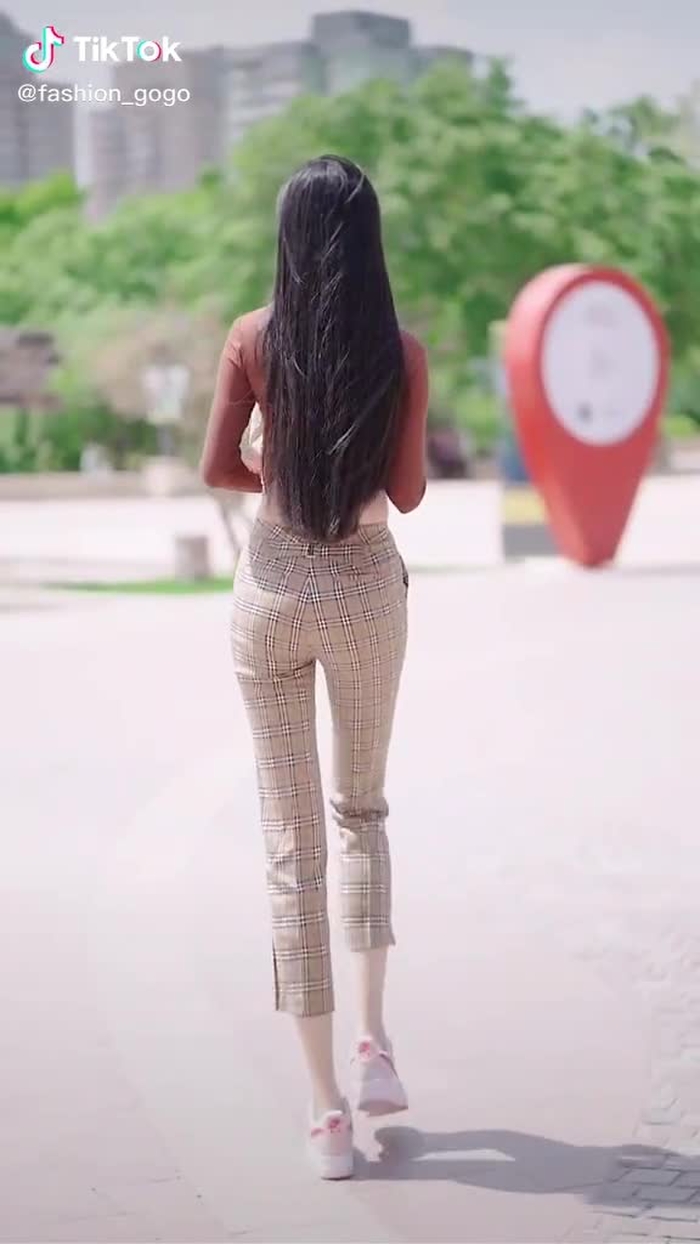 #đườngphố #thờitrangnữ #gáixinh #thờitrang #fashion