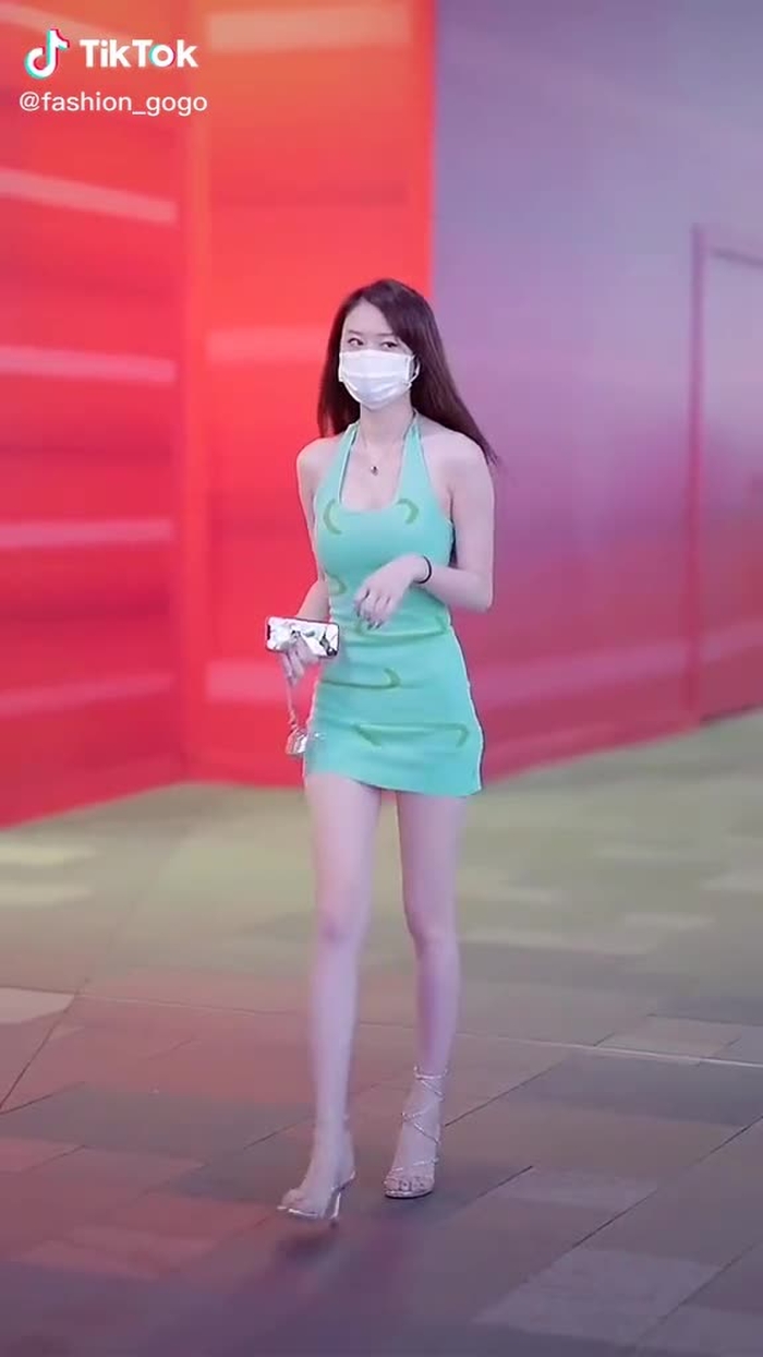 #fashion #thoitrang #đườngphố #giảitrí