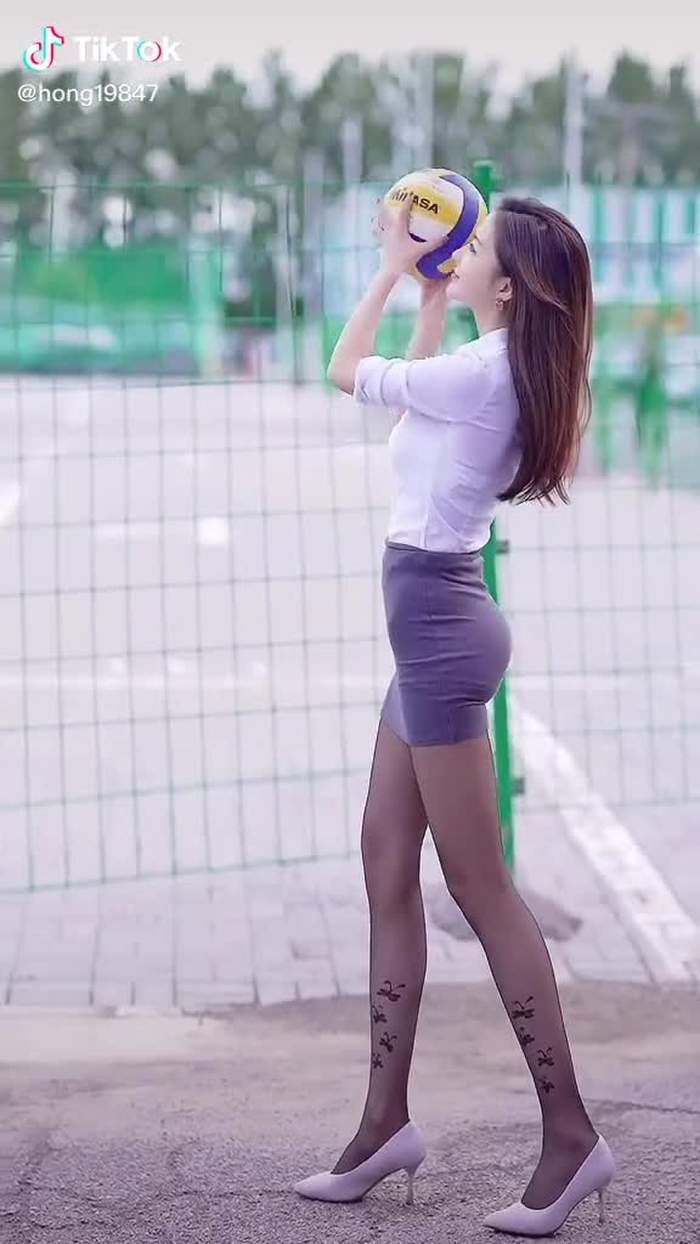 来打球吗？#美人が来た #おすすめ #大长细腿 #biutifullgrils