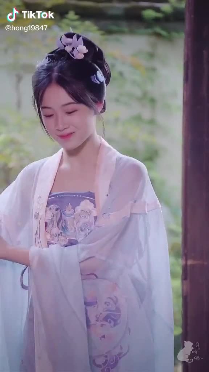 中国古装风#おすすめ #chinesegirl #街拍时尚 #可愛い