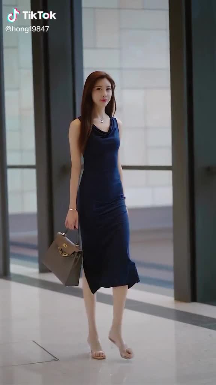 准备好了吗？#おすすめ #chinesegirl #大长细腿 #素敵