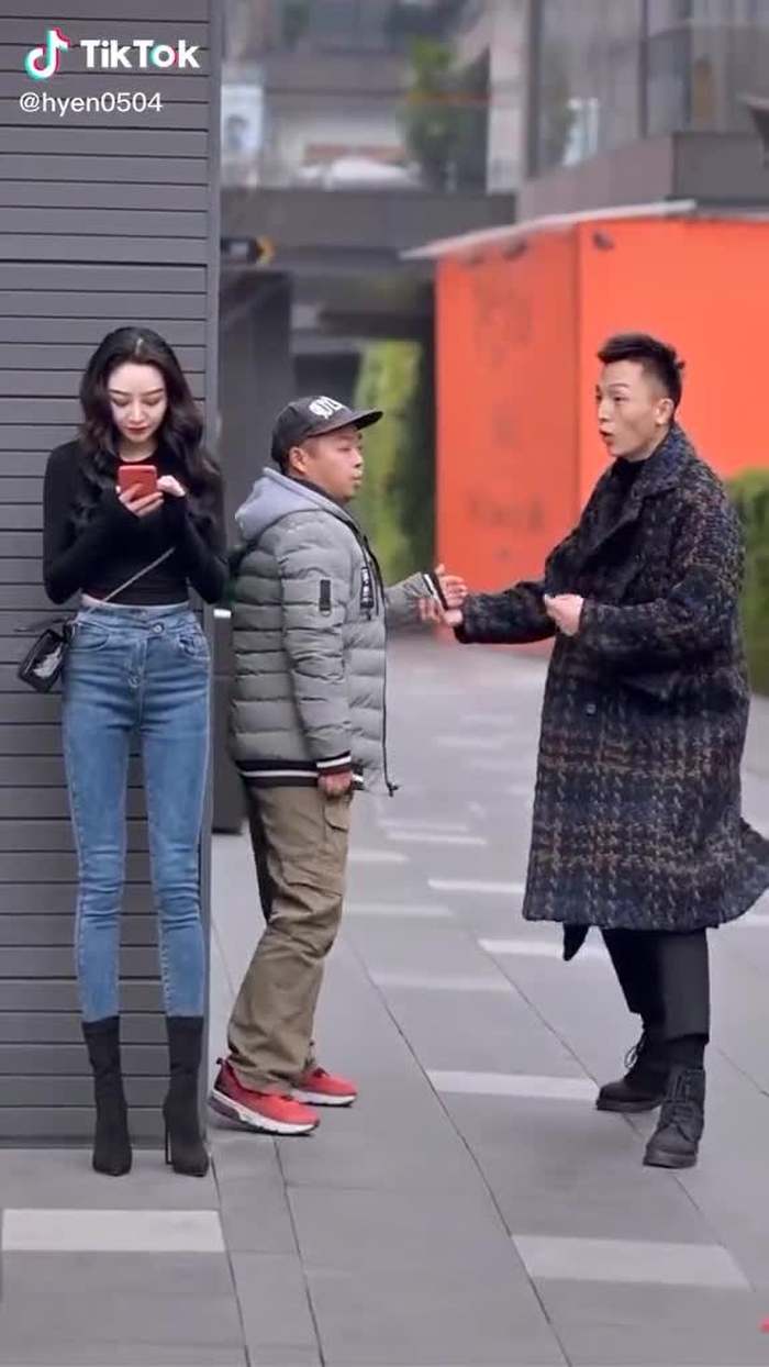 有些事情努力了也不一定有好结果～  #fypシ #chinesestreetfashion #chinastreetstyle #prettygirl ##gaixinh #foryou