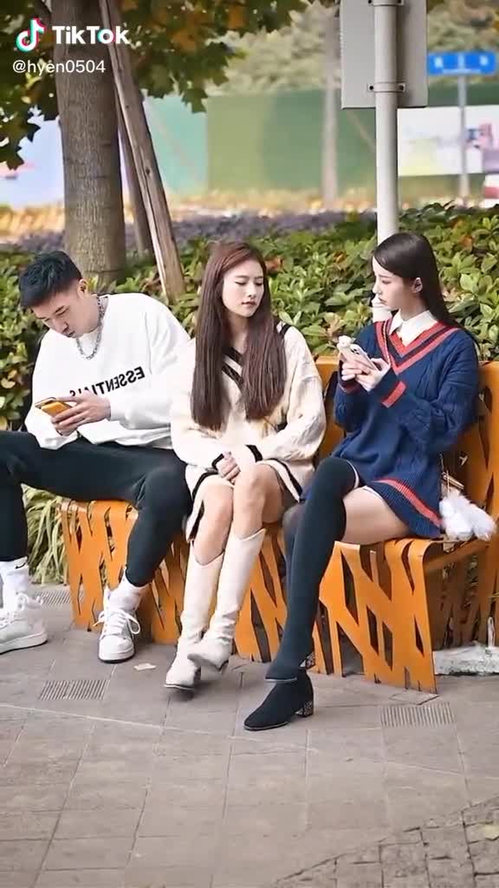 这闺蜜是什么神仙操作？#fypシ #gaixinh #chinastreetstyle #chinesestreetfashion #foryou