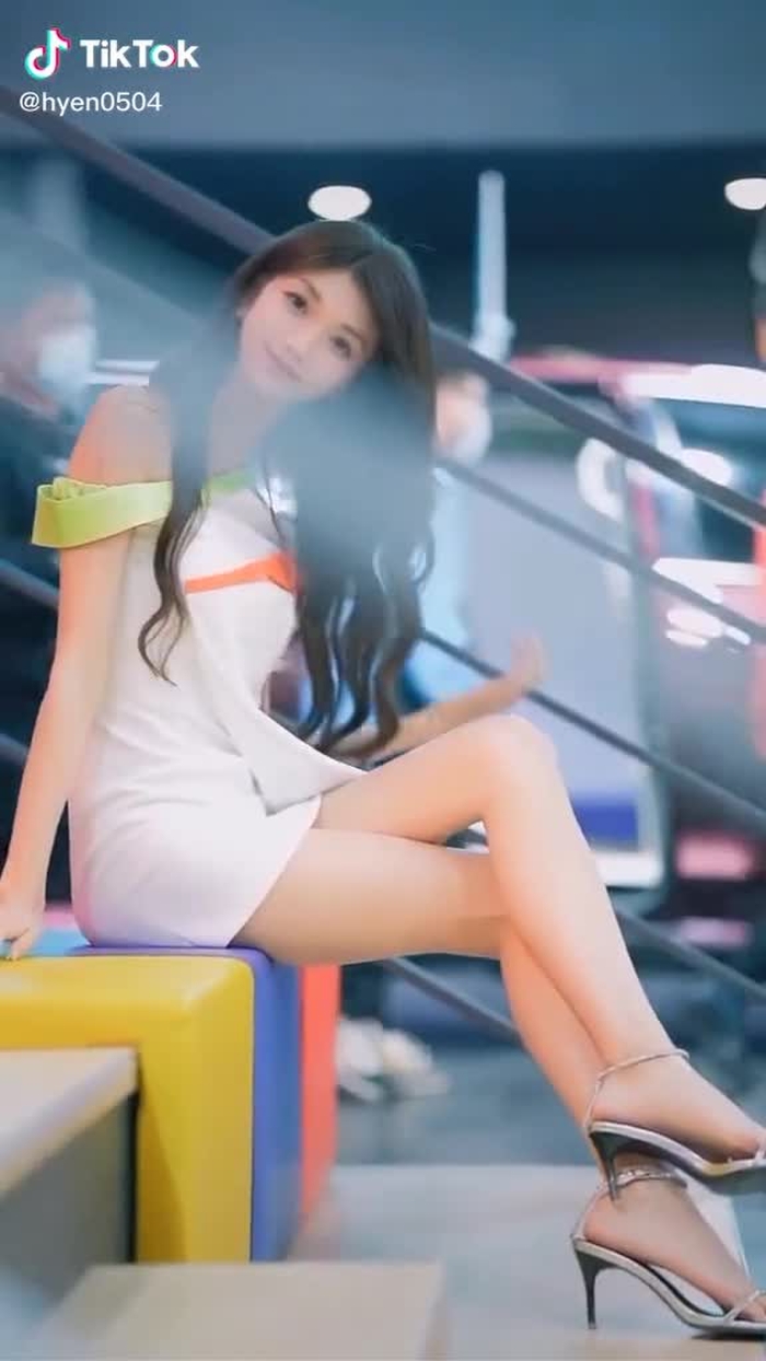 紫薇，尔康在哪里？#fypシ #prettygirl #gaixinh #foryou
