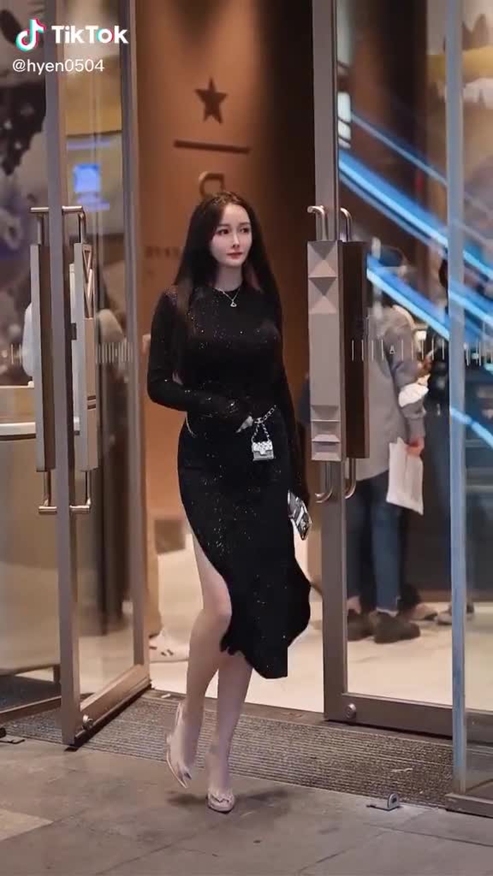 做个俗人，别无他求，干净自由#fypシ #foryou