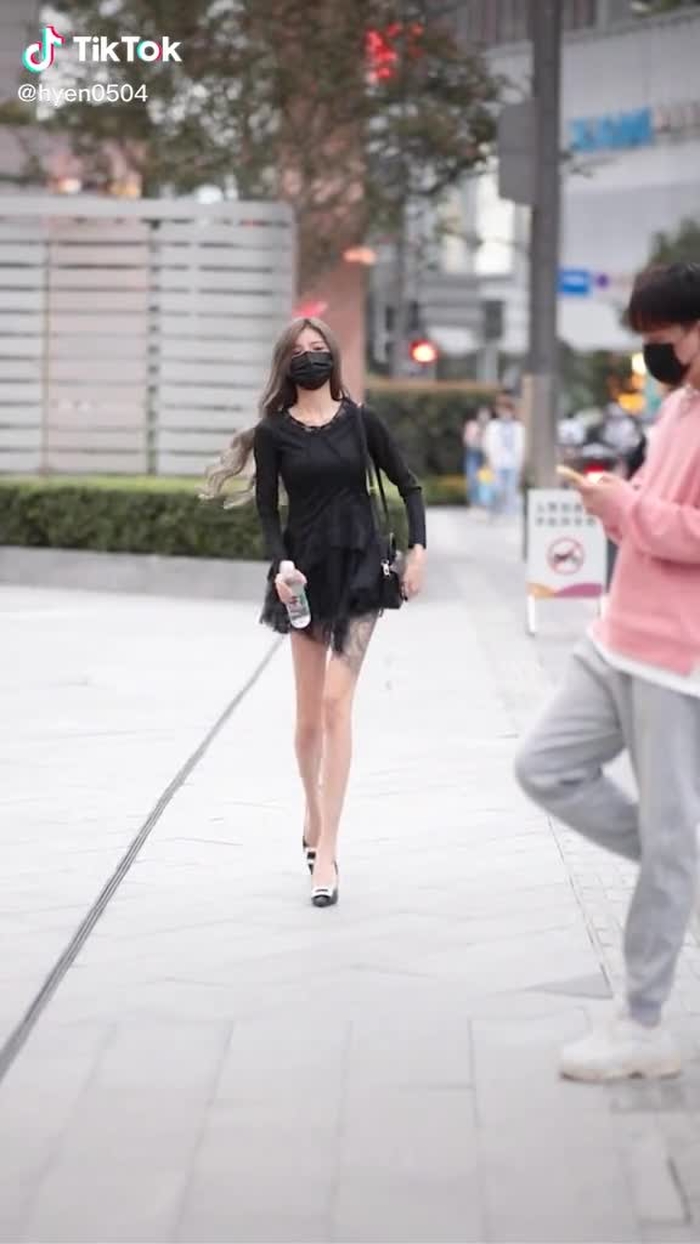 大家好，有对象的不好，没对象的跟我好 #chinesestreetfashion #chinastreetstyle #街拍 #剧情  #fypシ #douyin