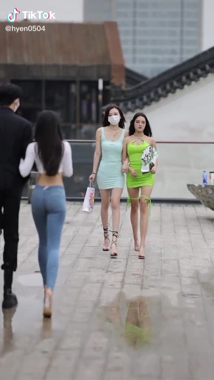 狗粮天天有，今天特别多？ #fypシ #girl #gaixinh #chinastreetstyle #chinesestreetfashion #streetfashion #fashion #style #streetwear