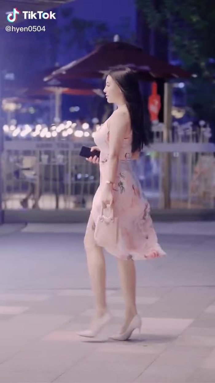 谁在吹哨子？出来  #fypシ #girl #gaixinh #chinesestreetfashion #streetfashion #chinastreetstyle #fashion #style #streetwear
