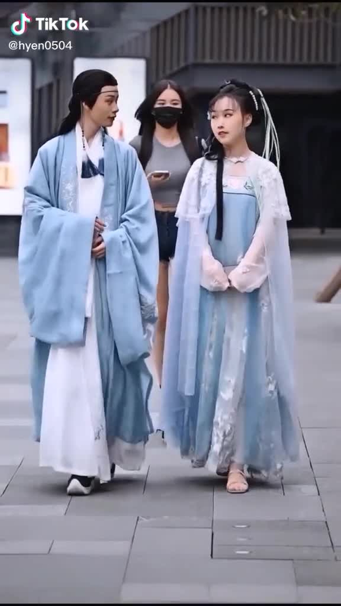 一言不合就穿越了穿越 #fypシ #chinesestreetfashion #chinastreetstyle #streetfashion #fashion #streetwear #streetstyle #style