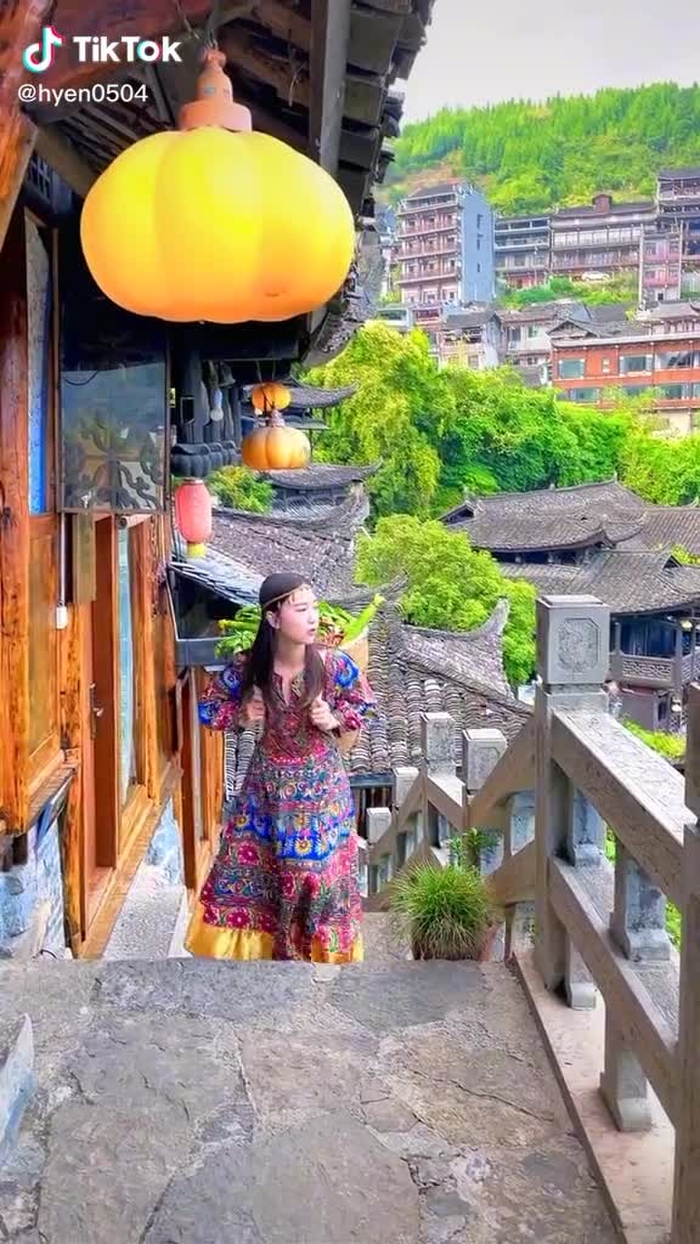 给你3W，跟我回家过年，住200一个月的房子，吃自己家种的菜，你愿意吗？ #scenery #chinese #fypシ #douyin