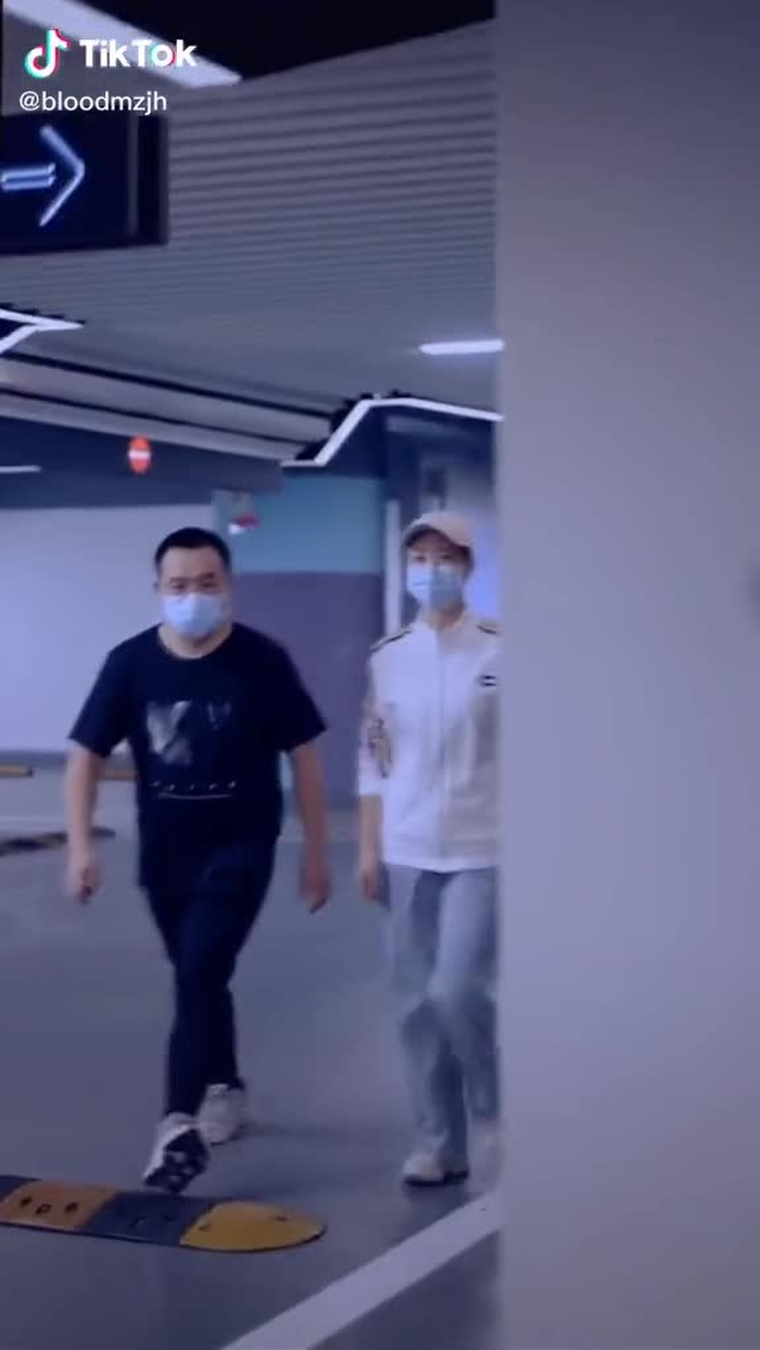 user6578443390459 (@bloodmzjh) on TikTok 64