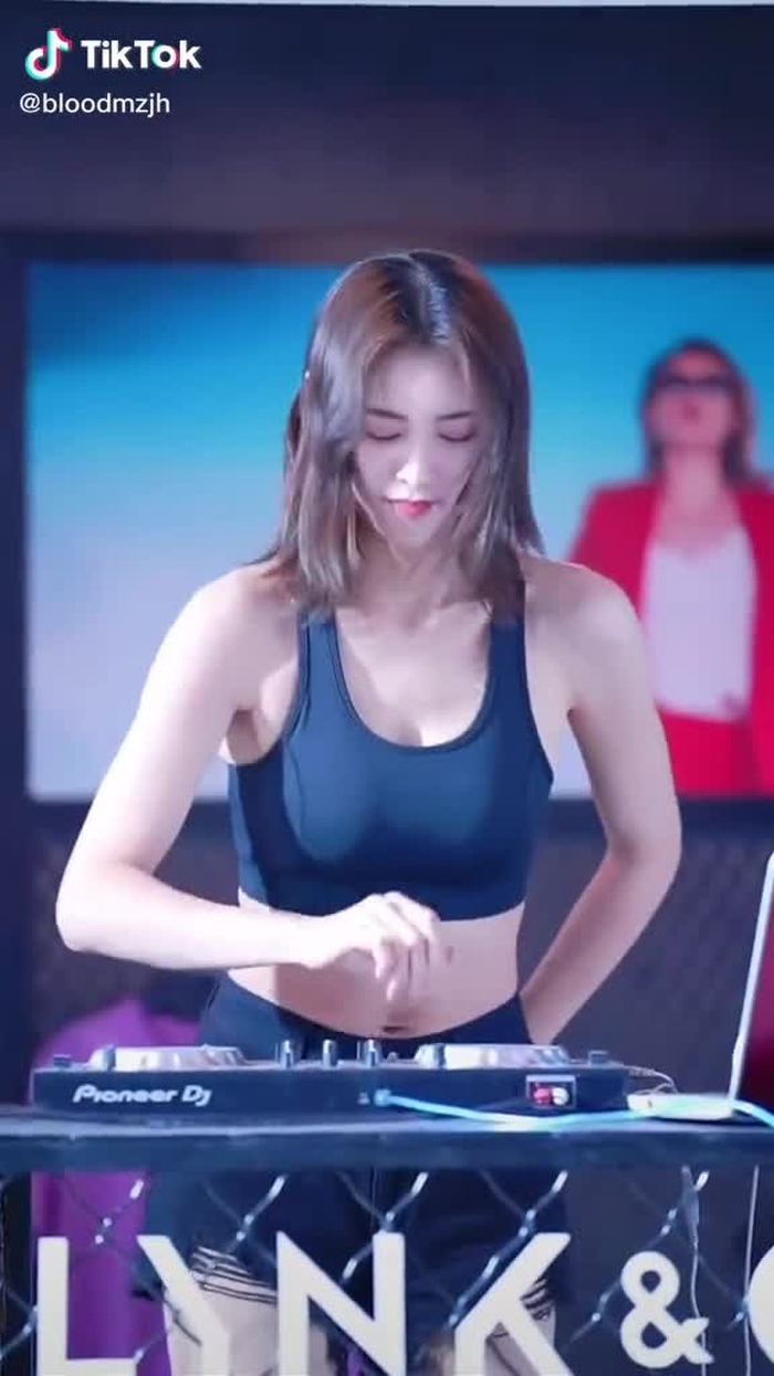 user6578443390459 (@bloodmzjh) on TikTok 77