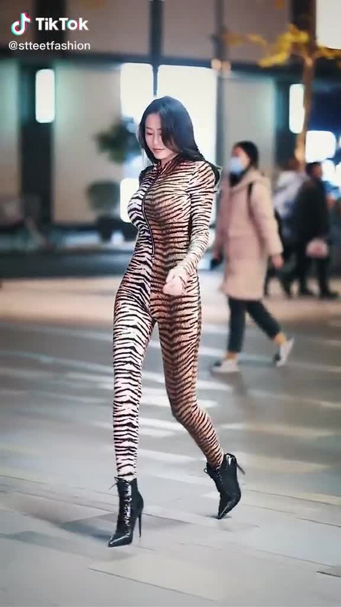 Zhuang Li (@stteetfashion) on TikTok 431