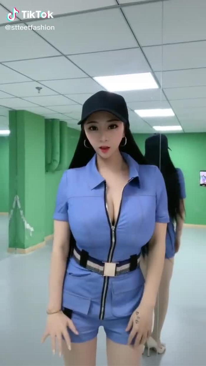 Zhuang Li (@stteetfashion) on TikTok 468