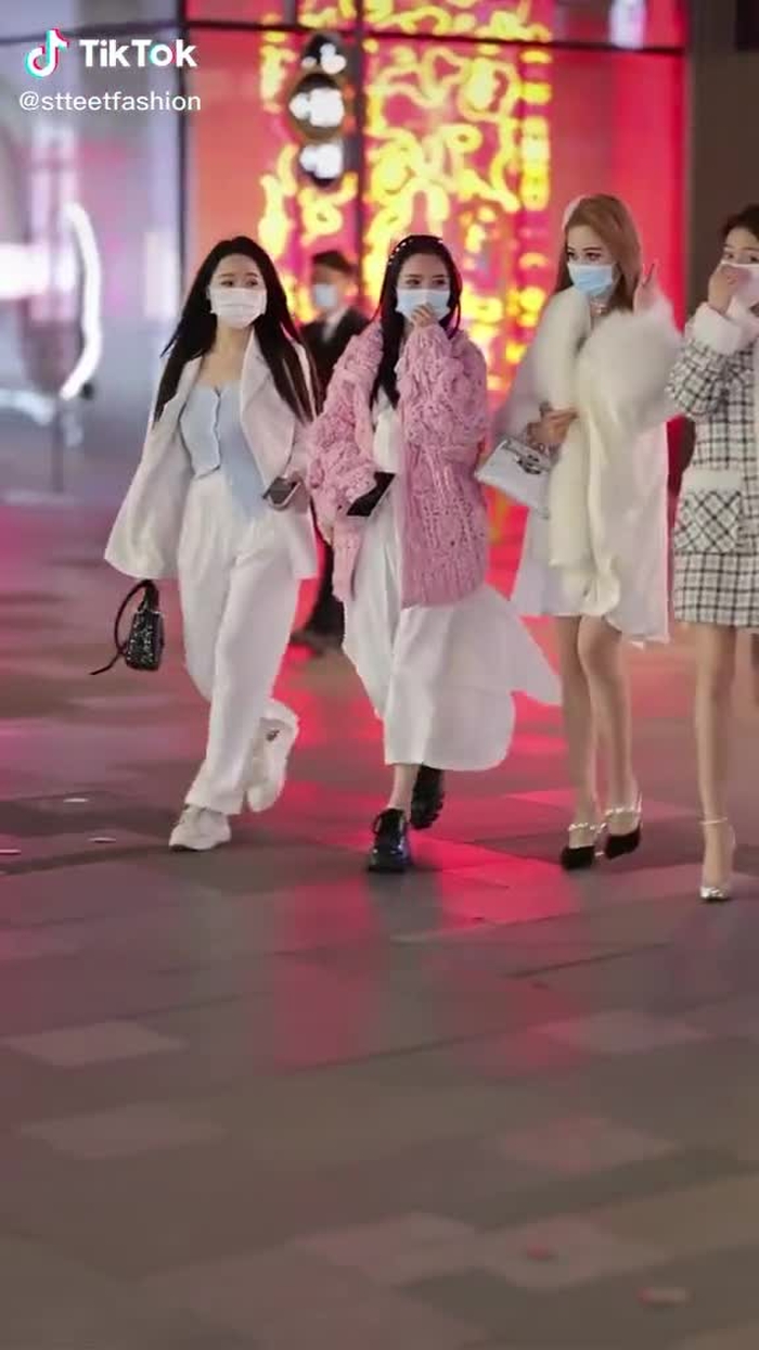 Zhuang Li (@stteetfashion) on TikTok 473