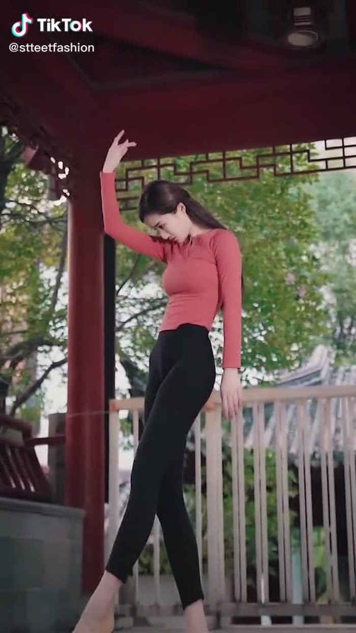 Zhuang Li (@stteetfashion) on TikTok 486