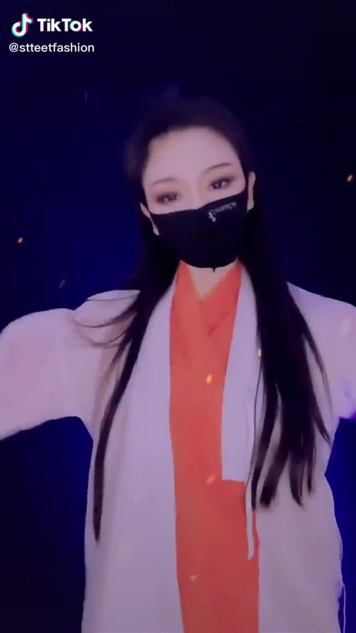 Zhuang Li (@stteetfashion) on TikTok 512