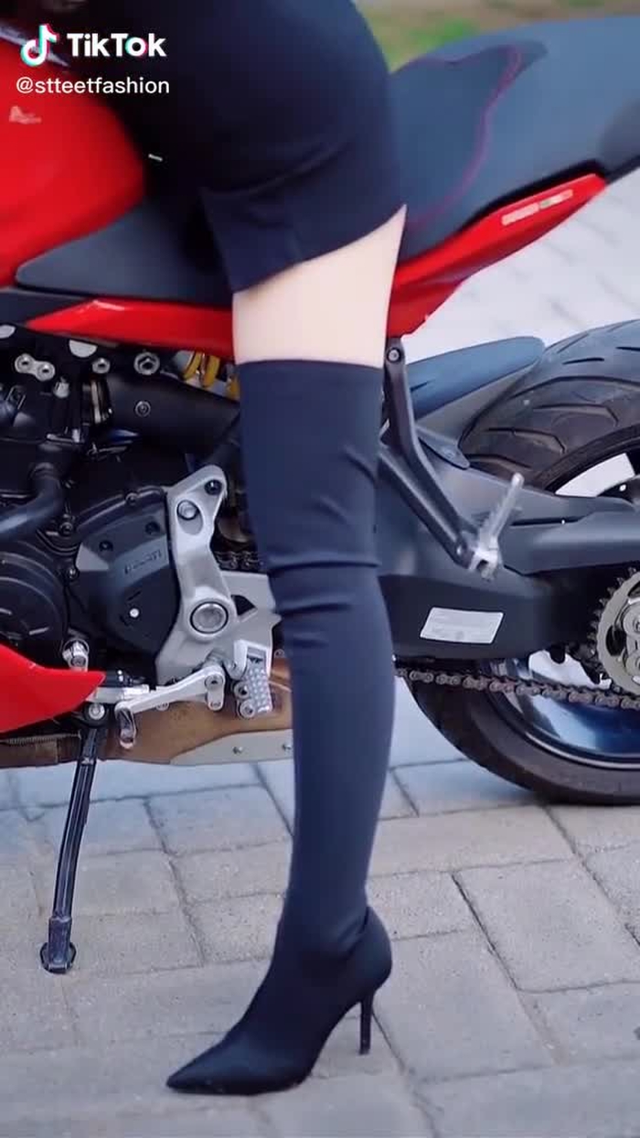 Zhuang Li (@stteetfashion) on TikTok 530