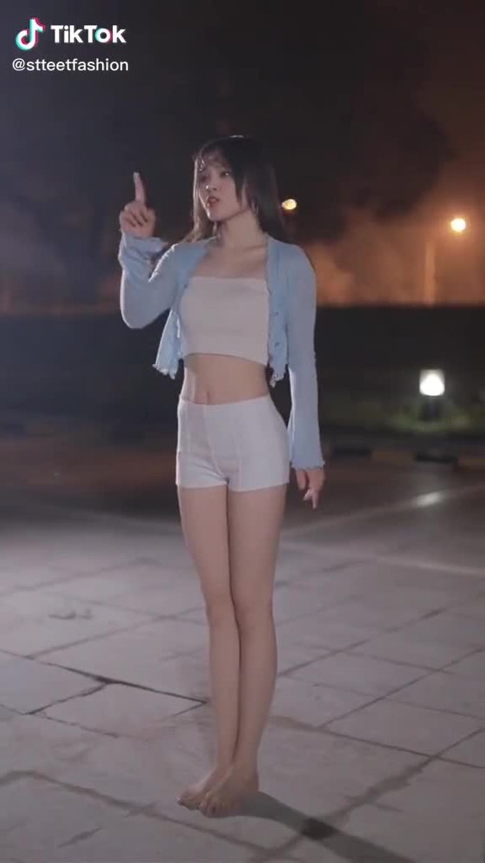 Zhuang Li (@stteetfashion) on TikTok 580
