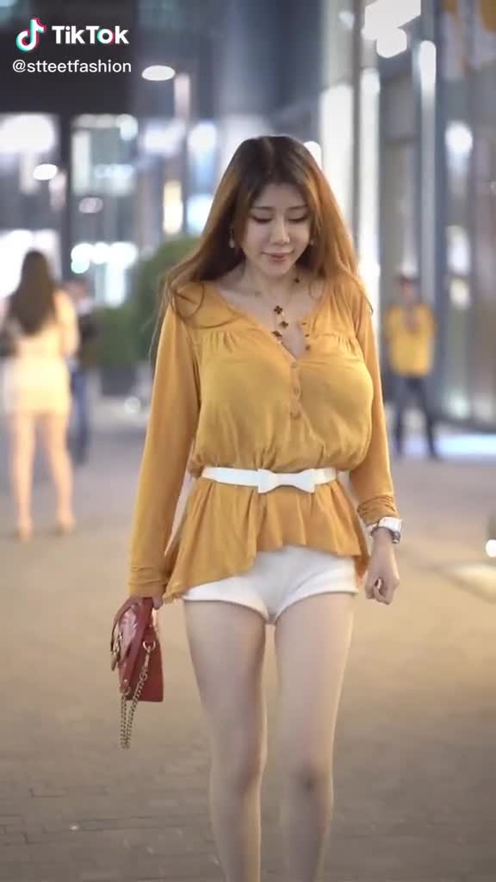Zhuang Li (@stteetfashion) on TikTok 594