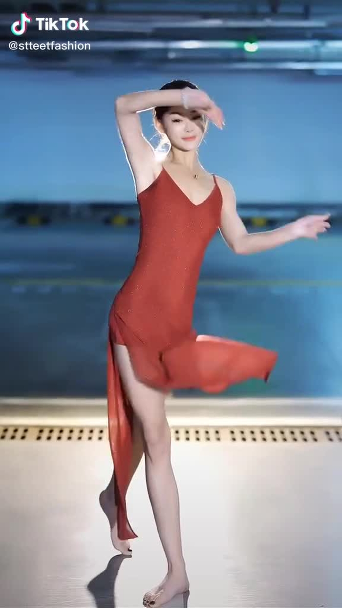Zhuang Li (@stteetfashion) on TikTok 635