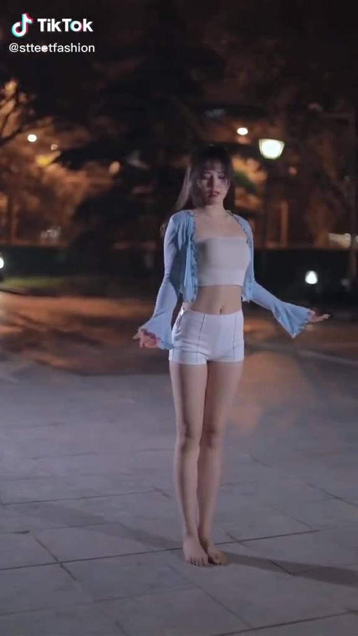 Zhuang Li (@stteetfashion) on TikTok 638
