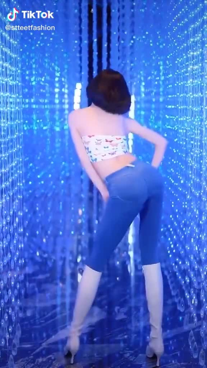 Zhuang Li (@stteetfashion) on TikTok 652
