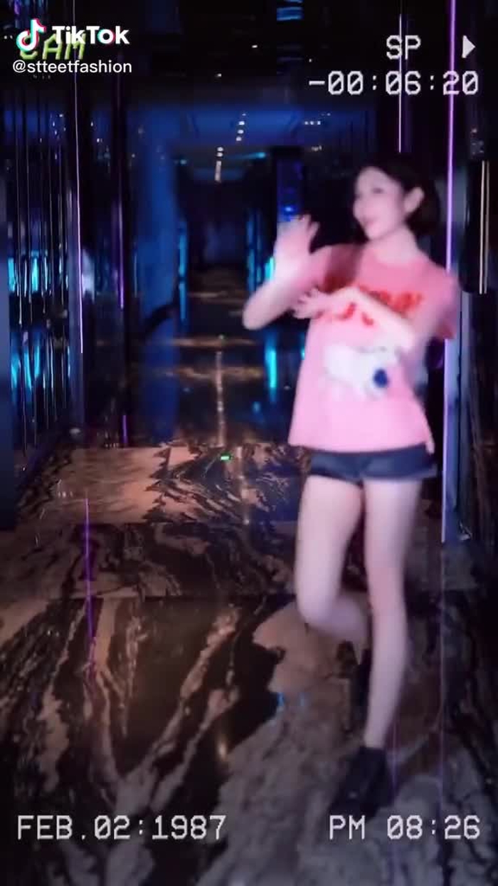 Zhuang Li (@stteetfashion) on TikTok 678