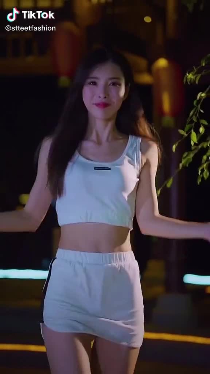 Zhuang Li (@stteetfashion) on TikTok 685