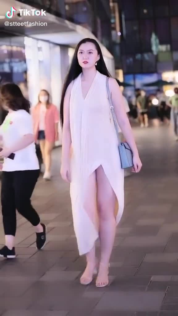 Zhuang Li (@stteetfashion) on TikTok 697