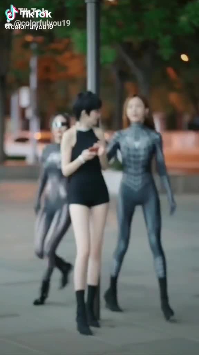 Do you love spidergirls？🤗❤️#HorrorTok #girls #tiktok #viral #beautifulgirl #sexygirl #hotgirl #beauty