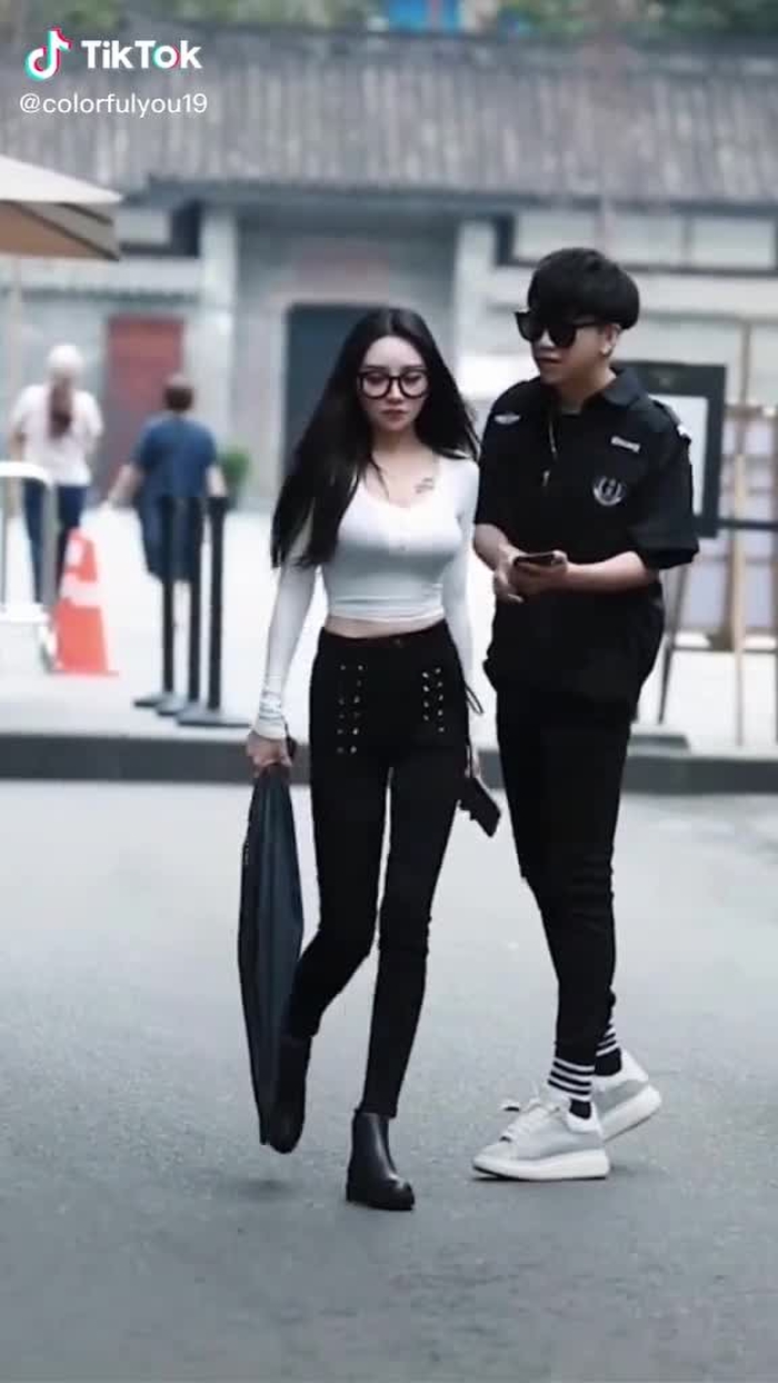 I just wanna be single😌#beautifulgirl #beautiful #gorgeous #tiktok #viral #girls #foryou #StrapBack