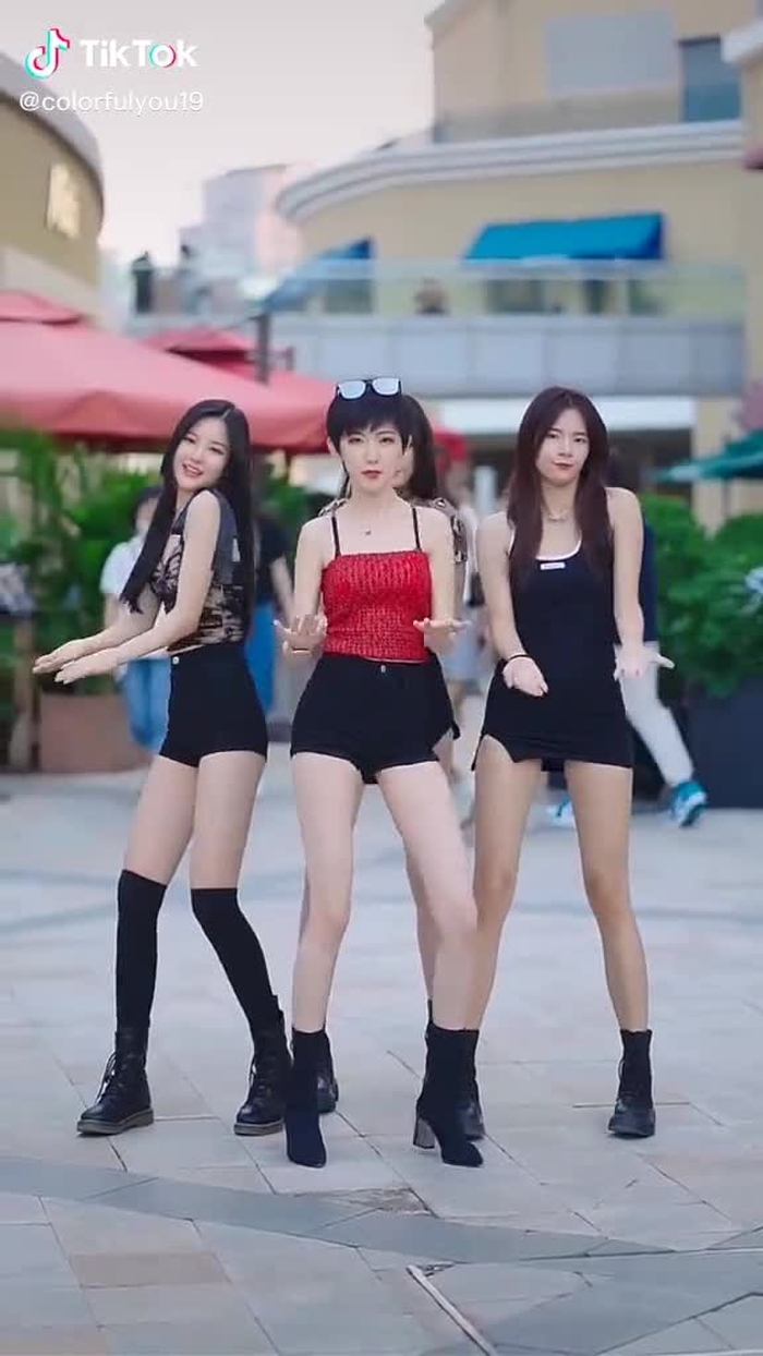 Will it be more beautiful if one has long hair instead of short hair？🧐#dance #sexygirl #beautifulgirl #foryou