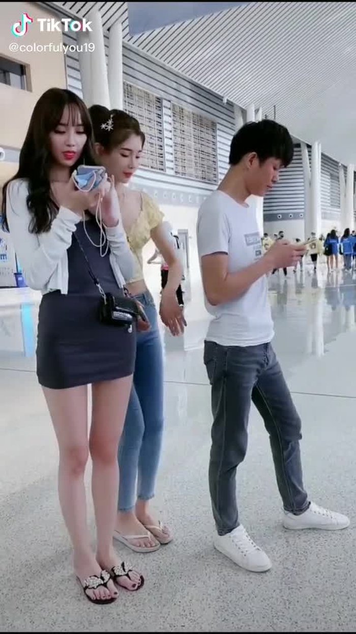 Call with hand？😂😂😂#beauty #beautifulgirl #pretty#tiktok #fyp