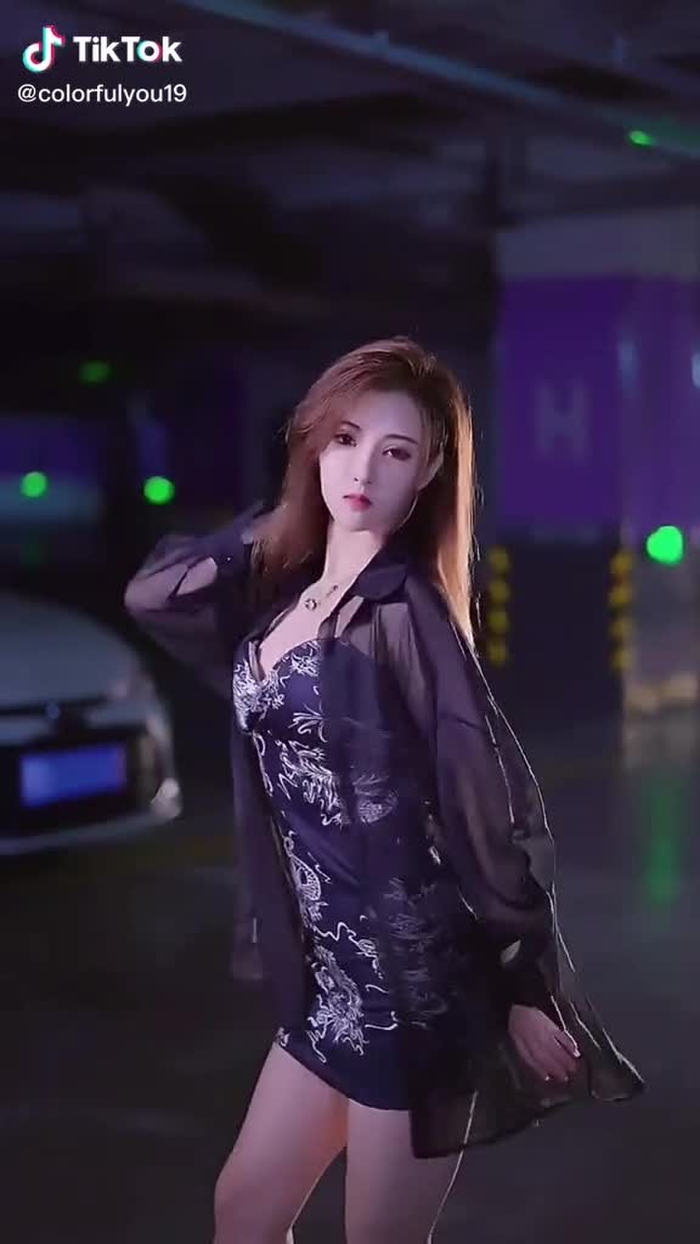 What kind of dance do you like?😊#beauty #beautifulgirl #hotdance #hotgirl #foryou #BeautyReview #foryoupage #fyp