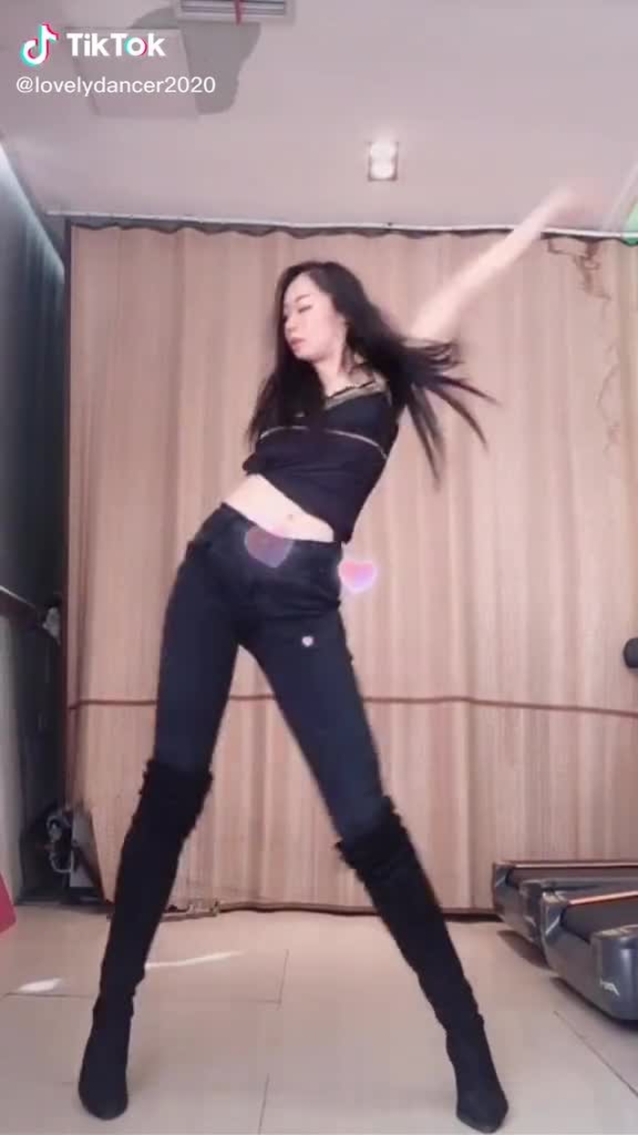 Do you like this dance 😍#foryou #beautifulgirl #dancer #dance #sexybody #beautiful #girl
