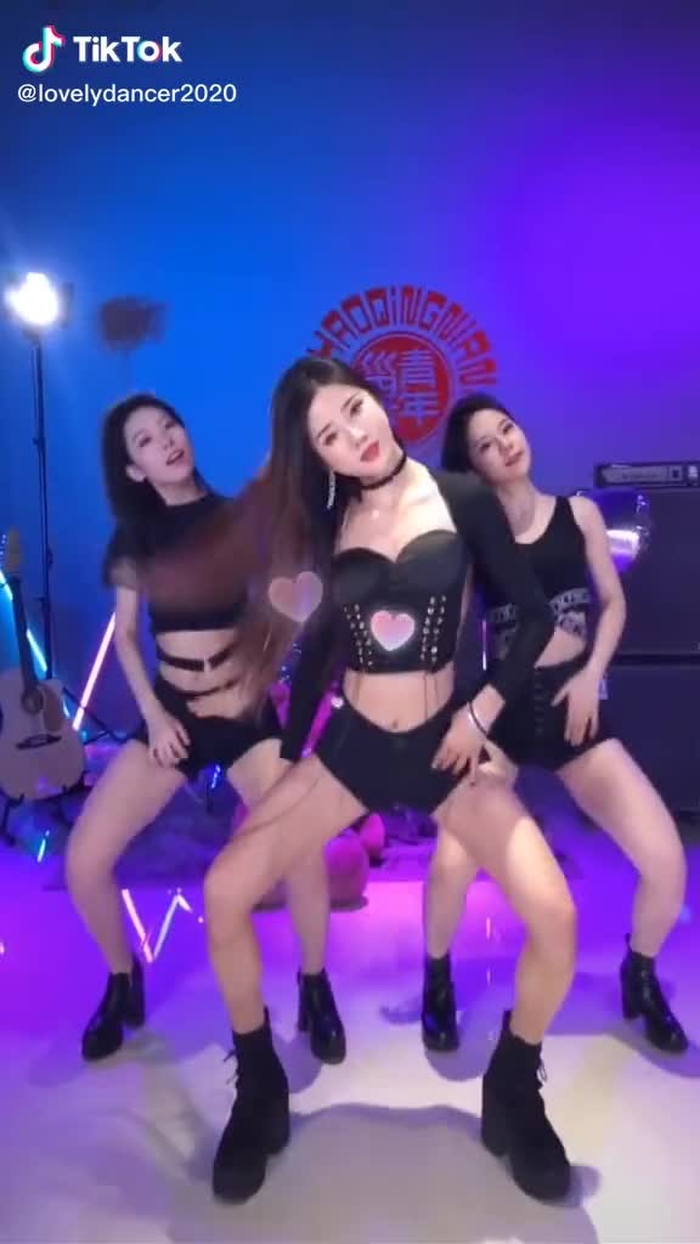 So sexy  😍Follow for more 😍#dance #dancer #beautifulgirl #foryou #beautiful #girl
