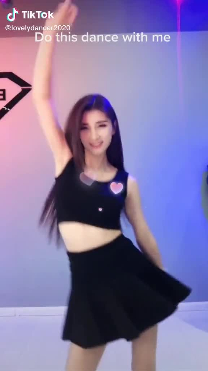 I fall in love 😍 how about you 😍#beautiful #sexybody #foryou #beautifulgirl #dancer #dance