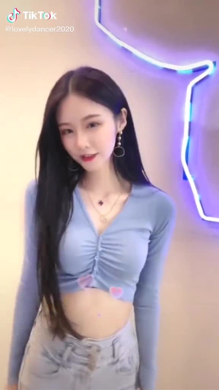 Wow so cute.😍😍#dancer #dance #foryou #beautifulgirl #sexybody #beautiful #girl #fyp