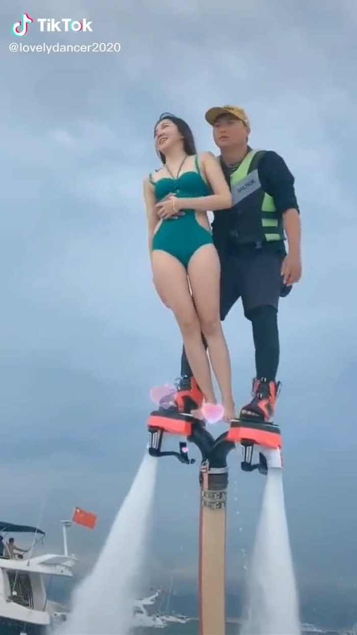 Envy the man！😂😍How about you 😂#fyp #foryou #beautifulgirl #sexybody #beautiful #girl #lovelife