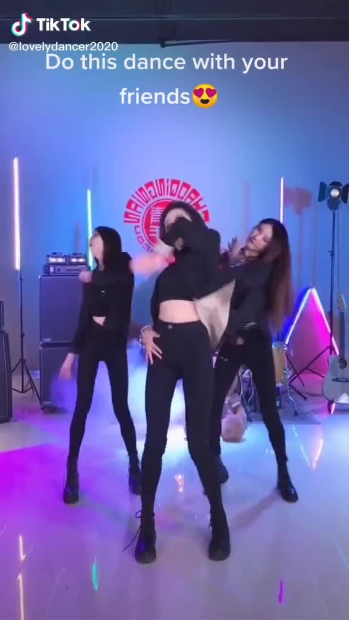 @ your friends and do this dance with them 😍😍😘#dancer #foryou #dance #sexybody #beautifulgirl
