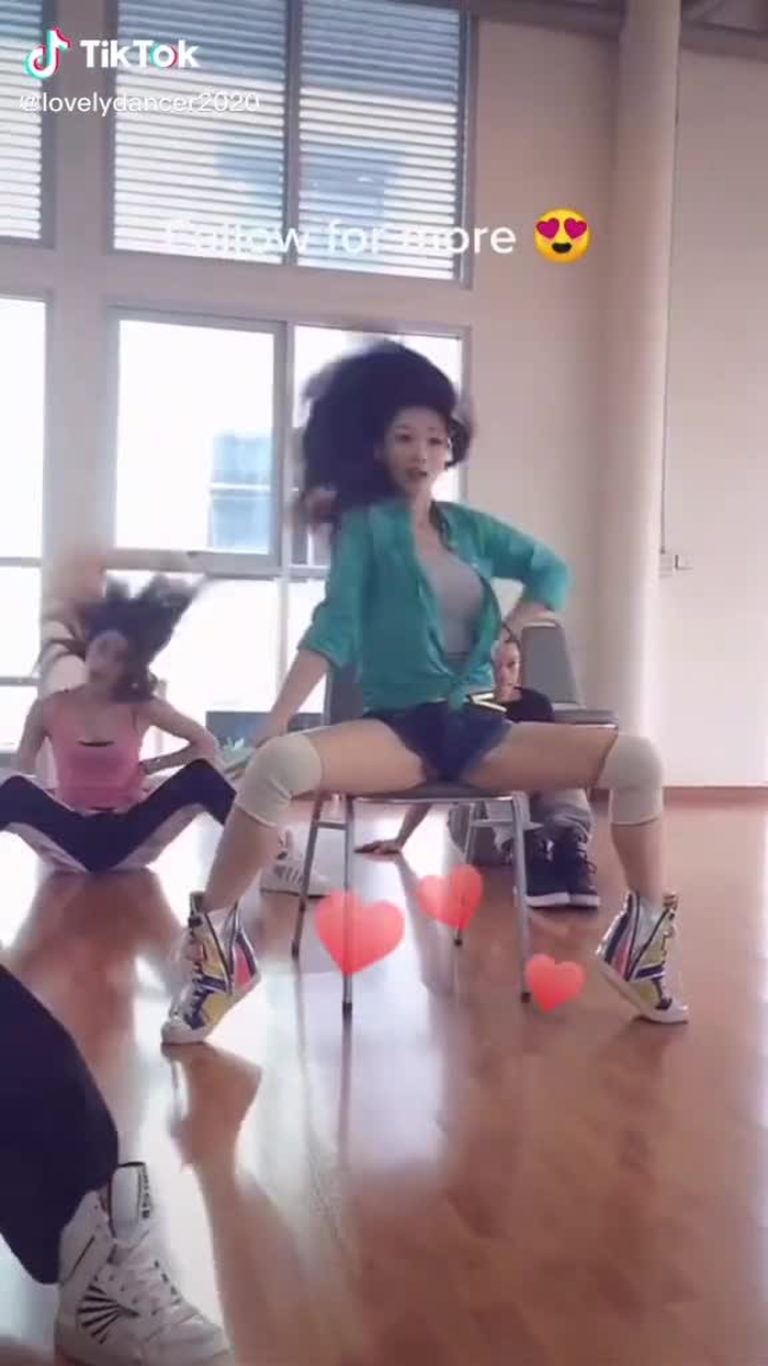 I like this 😍😍😍#beautiful #sexybody #beautifulgirl #foryou #dance