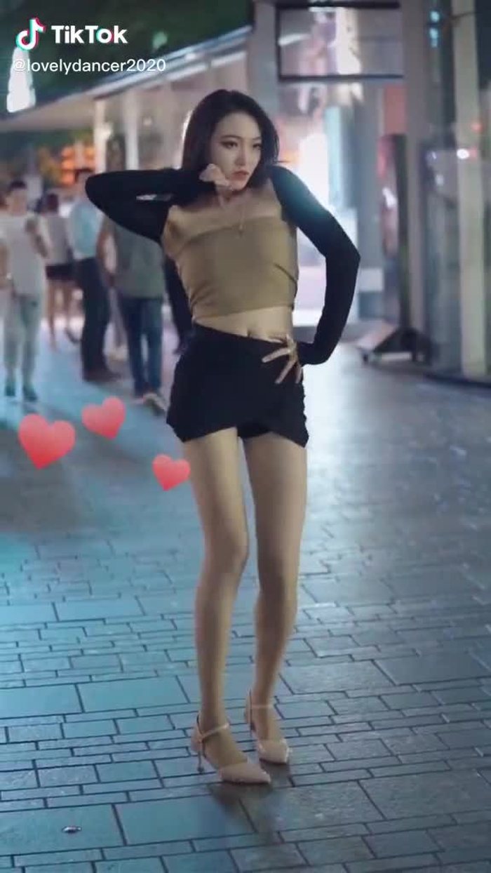 Cool 😍😍#beautifulgirl #foryou #sexybody #dance